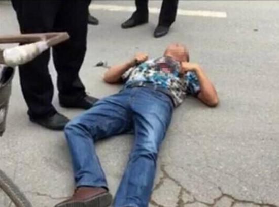 公交司機被刺身亡