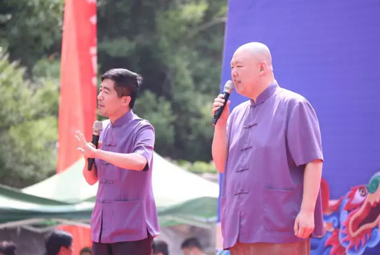 著名相聲表演藝術家劉捷 、石富寬