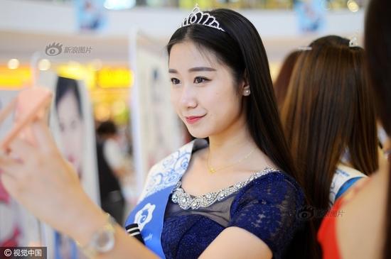 大学生当选十佳网红 获百万发展基金_焦作频道