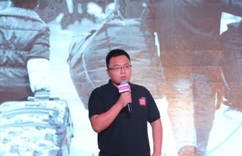 联想华中大区产品经理刘华雷讲解教育电脑