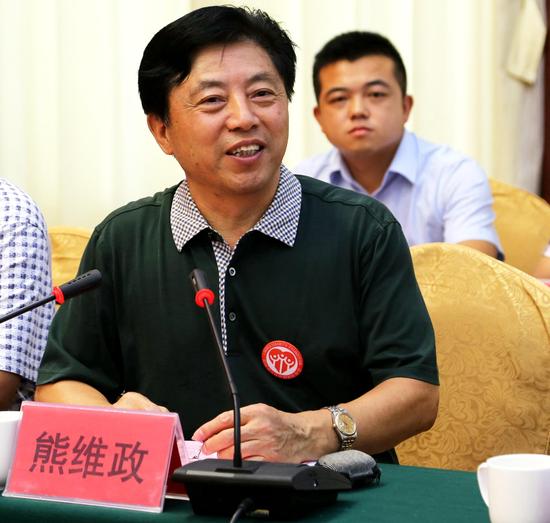 新縣慈善總會 羚銳集團2016年金秋助學活動現場