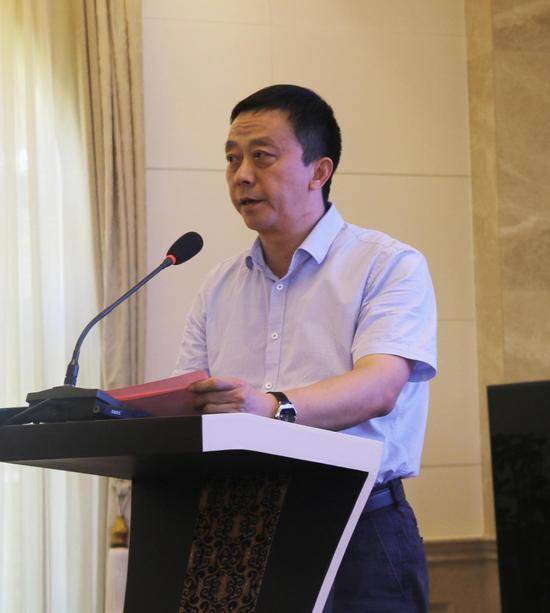 参加论坛的领导和嘉宾有上街区区委书记宋洁,区长翟晓宾,中国aopo副