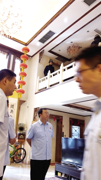 別墅內(nèi)精美的裝飾