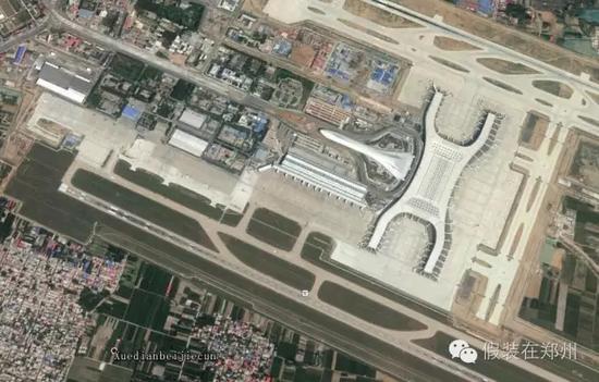 视角海拔4120米看新郑国际机场（点击图片放大看）