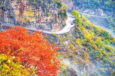 新鄉南太行紅葉如畫