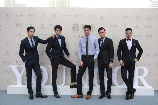 雅戈尔郑州旗舰店时尚启幕 王洪祥现场助阵