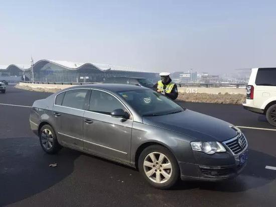 鄭州44個電子眼上崗 “抓拍之王”倆月拍9000次