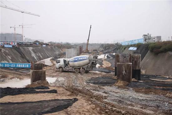 兴国路段中环廊部分进度实景,地面基本掩埋