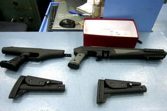 鄭州海關偵辦郵遞走私槍支案