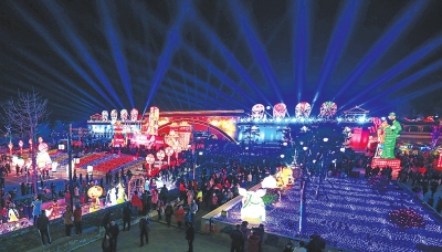 本届陕州灯会共使用灯泡近10万个，布展总面积为1150亩。