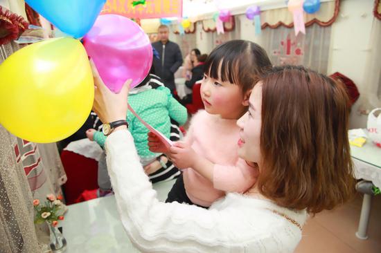 郑州客运段K154列车元宵联欢晚会