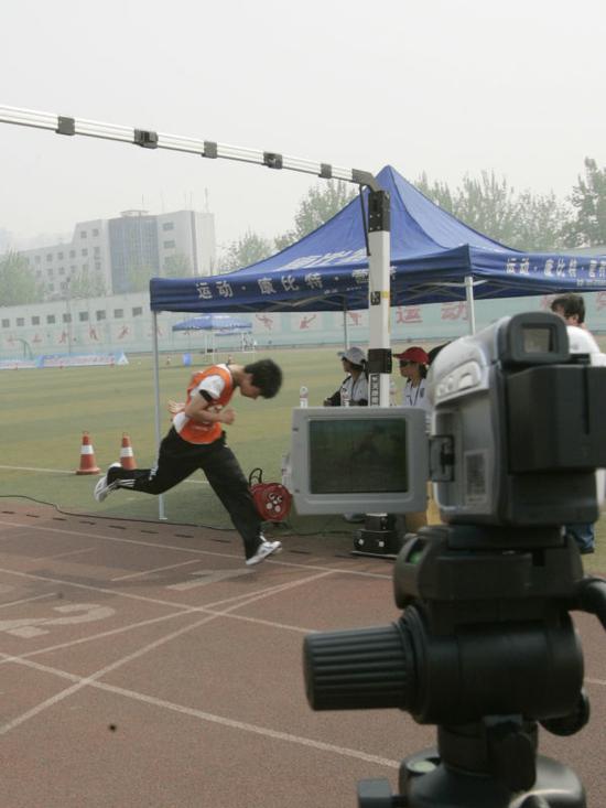 郑州中招体育考试各考点将对过程现场直播