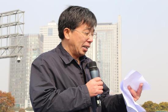 河南省紅十字會血液中心主任王兆福發(fā)表講話