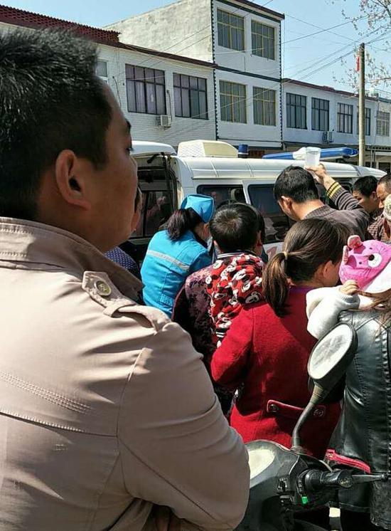 正阳61岁男子制造家庭血案后自杀 致4死1伤_