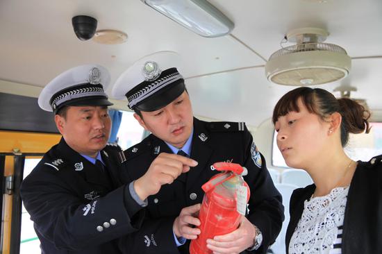 济源市公安局薛龙宝先进事迹材料