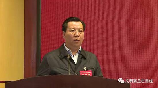 商丘市委常委、宣传部长王全周作经验交流