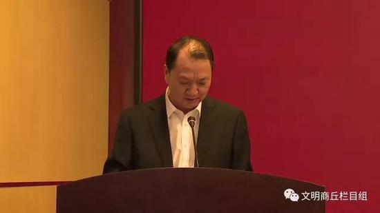 长葛市委副书记杨允志作经验交流