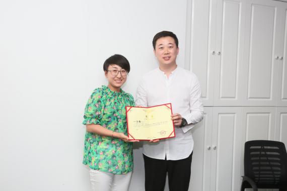 飞扬 河南电台999《买车找飞扬》主持人