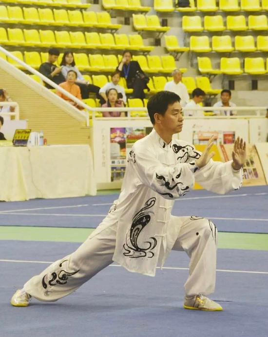 9S7q-fyfkzhs9632832.jpg