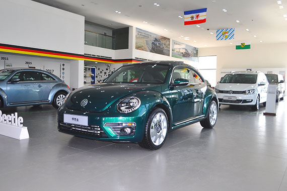 复古与时尚的融合 甲壳虫翡冷翠版实拍_郑州汽