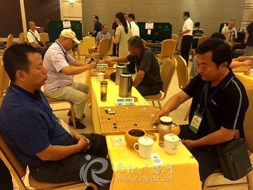 河南省老年棋牌高手齐聚南阳 博弈竞技展风流