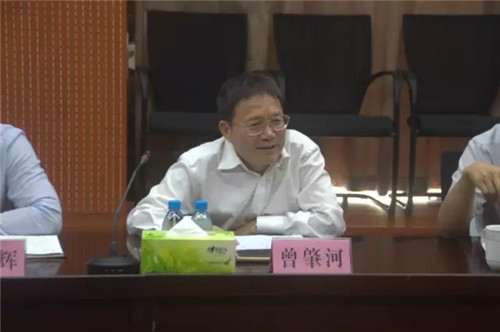 中建总公司总会计师曾肇河一行深入牧原调研_