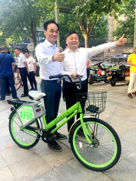 智享时代火爆来袭 骑骑智享单车进驻中原