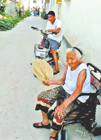 淮阳老人称张长荣是她三弟 台湾张宏义将提供