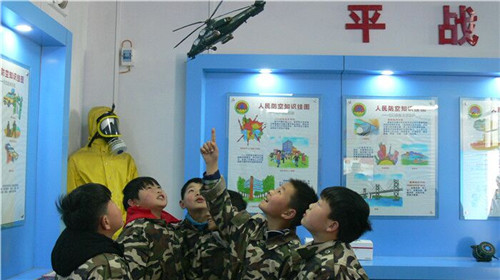 认识空袭兵器
