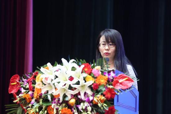 上海证券交易所发行上市部总监助理杨少华致辞