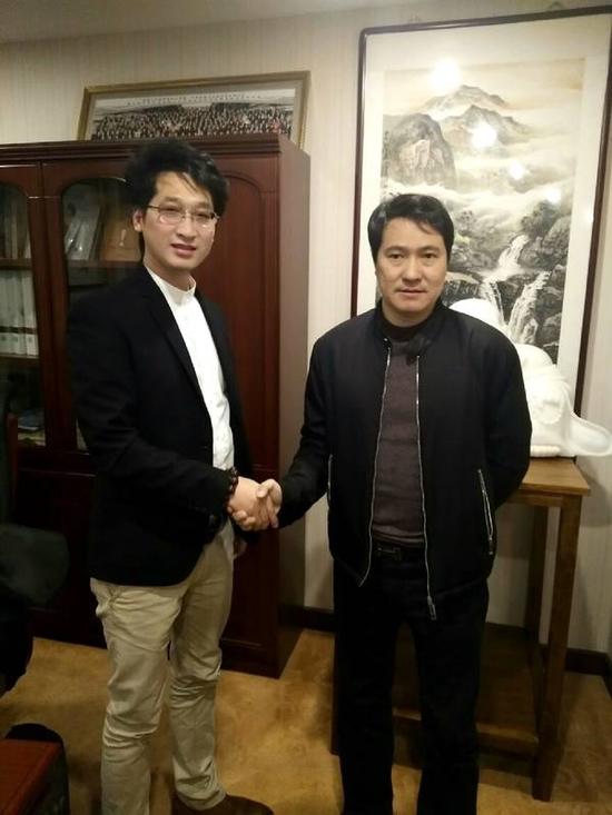 中港集团董事长_董事长办公室图片(3)