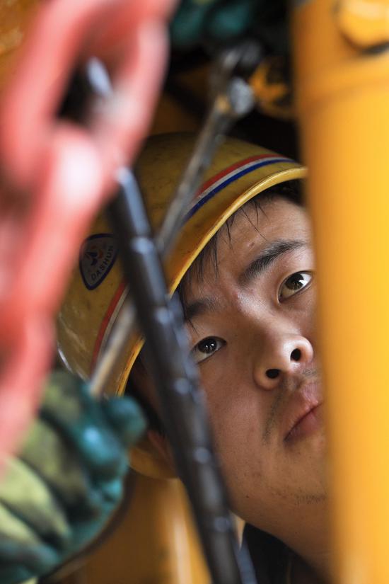 “聚焦”絲扣精準(zhǔn)調(diào)節(jié)