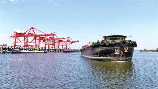 “周口港—连云港港”河海联运汽车出口精品航线开通
