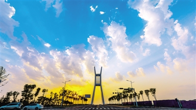 ֣�ݶ���"˫��"���������� ����ˮ������˹