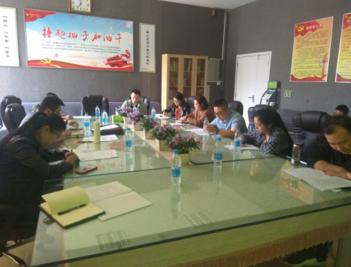 哈他網(wǎng)絡(luò)黨支部書記趙偉分享黨建工作經(jīng)驗(yàn)