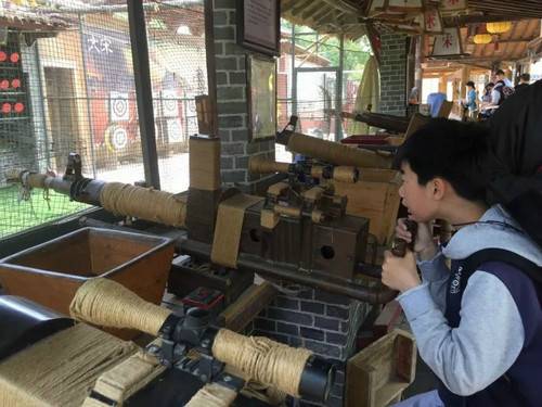 “軍事訓(xùn)練”