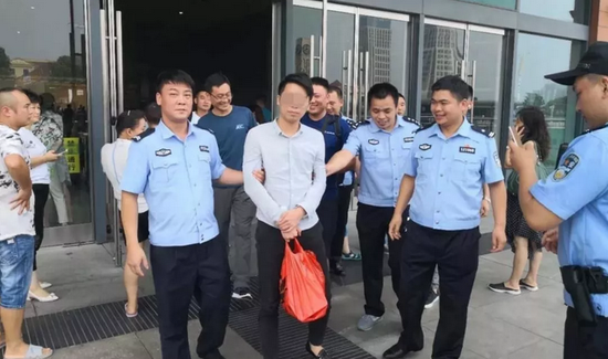 平顶山警方侦破跨省网络投资诈骗案 抓获嫌疑