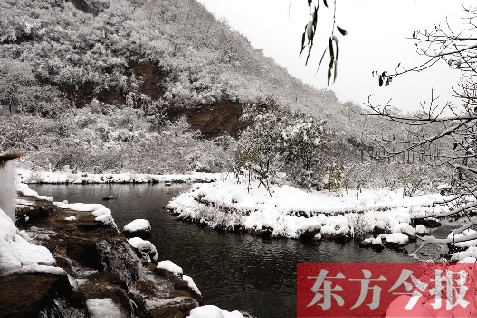 水潺潺、雪皑皑的云台山景区