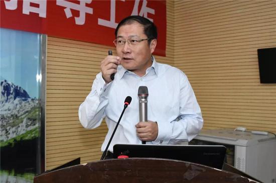 省肿瘤医院肿瘤内科副主任马智勇