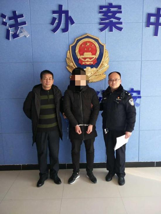 蹲守48小时 兰考警方成功抓获上网逃犯