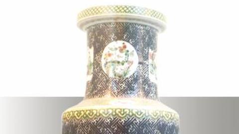 康熙五彩棒槌瓶：佳品少，仿品多