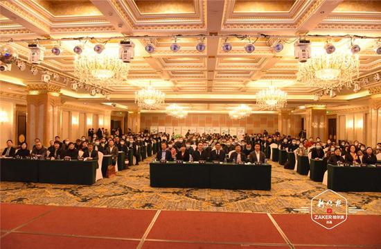 (黑龙江省卒中中心建设培训会与会人员合影)