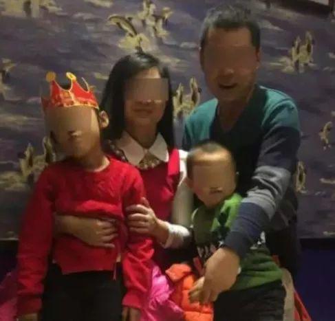 ▷丈夫陈春龙、妻子胡瑞娟和孩子们在一起的合影