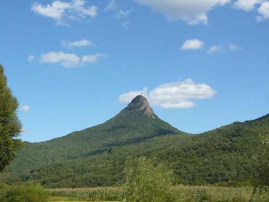 龙凤山