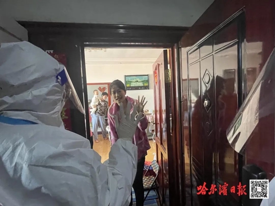 道里区大发社区全力织密保障网 做好居家隔离人员关爱服务工作