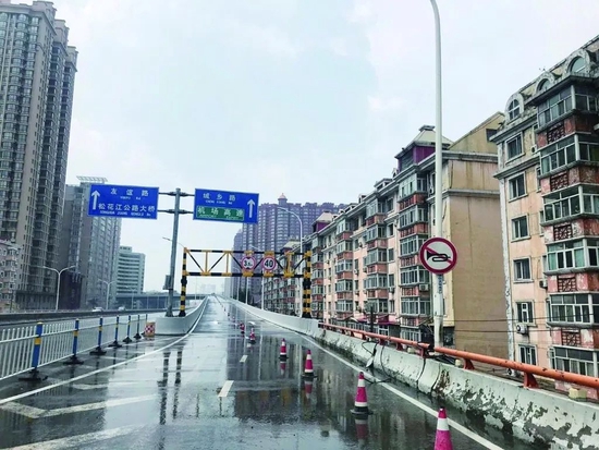 (被撞前资料片)