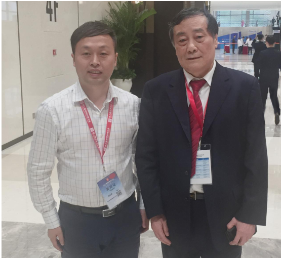 我和董事长_董事长办公室图片