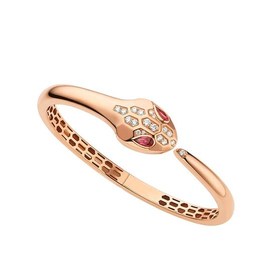 蛇的野性和诱惑,宝格丽蛇形手镯多少钱