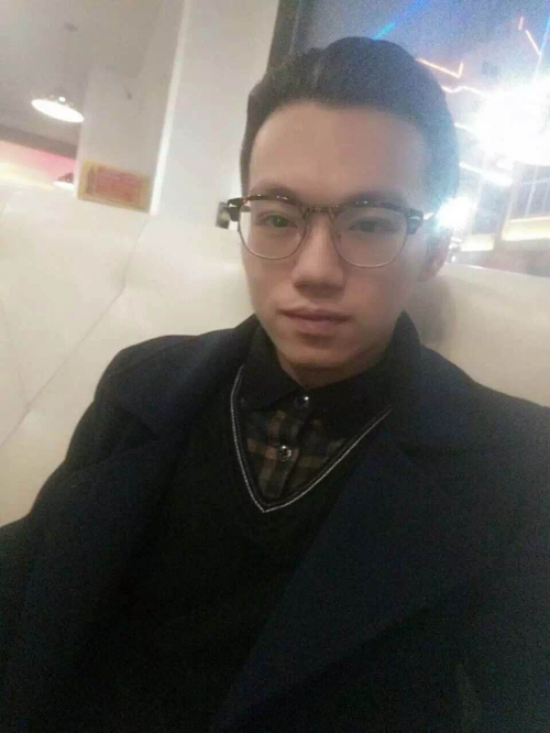 盛世向荣文化传媒有限公司