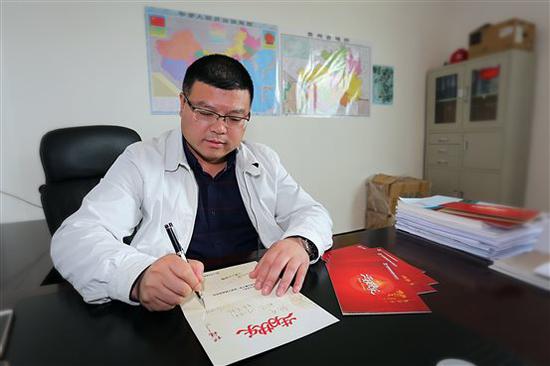 中铁城建集团南昌公司举办集体生日会